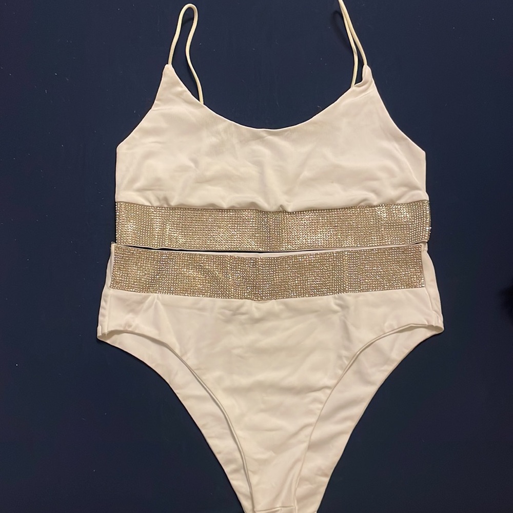 Bling Bikini - Picture 6 of 7